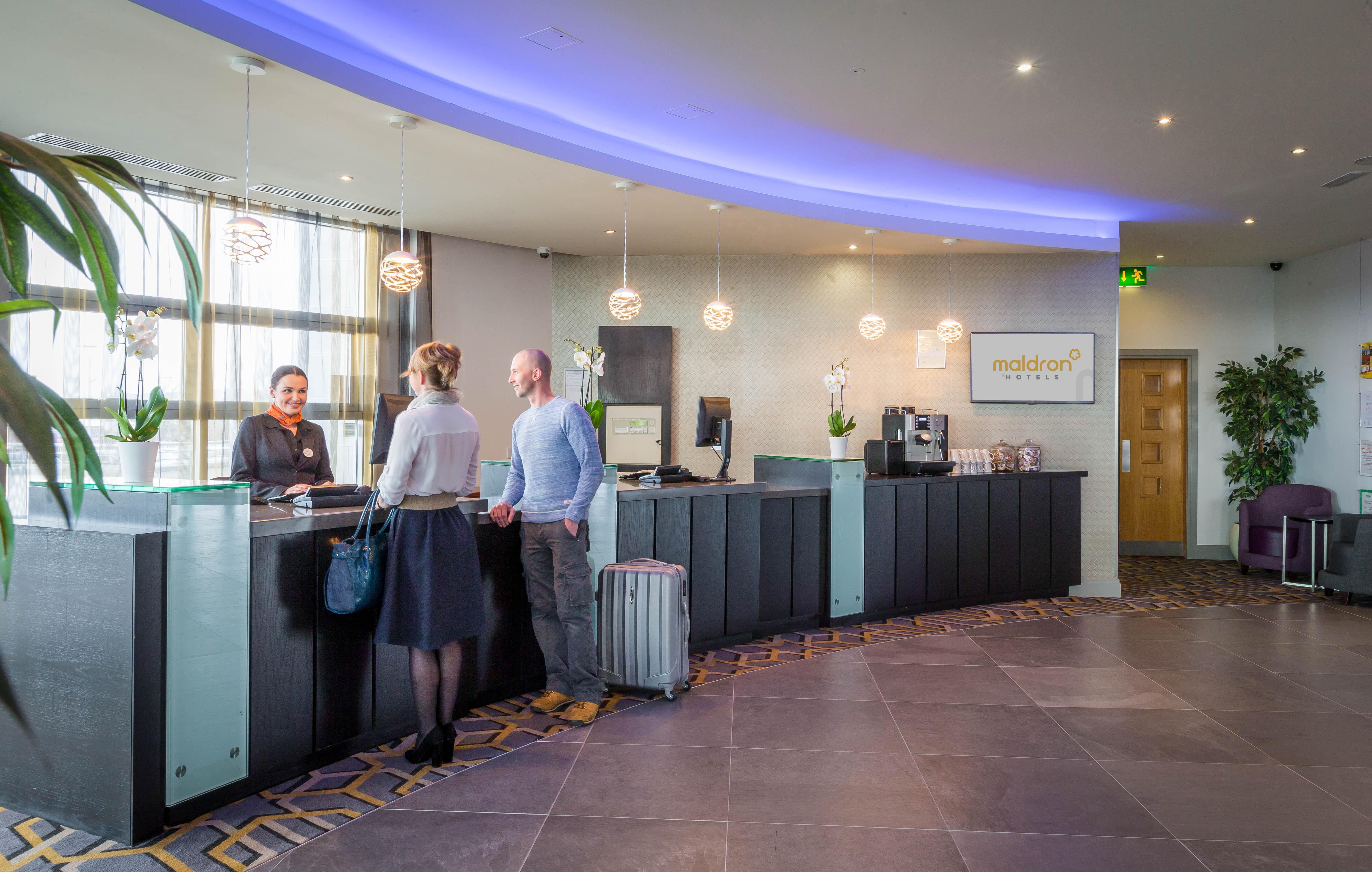 Maldron Hotel & Leisure Centre Limerick Junction מראה חיצוני תמונה